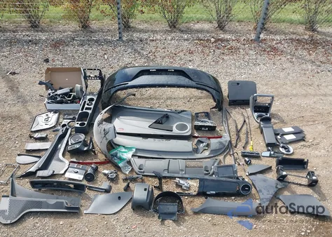 2018 Volkswagen Beetle 2.0T Se from USA, damaged, VIN 3VWJD7AT9JM709256